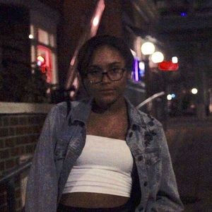 Meet your Posher, Charlae